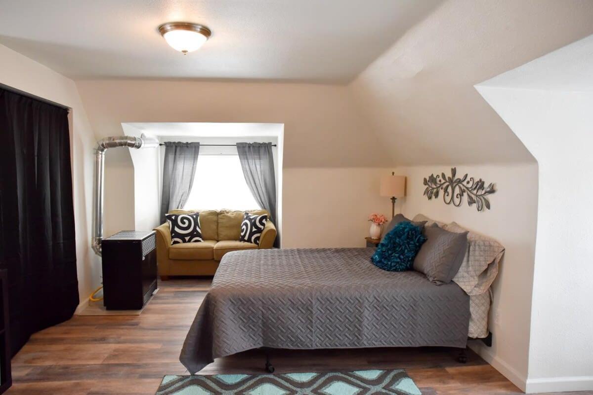Unwind In A Bright Comfortable Apartment For 3 Питтсбург Экстерьер фото